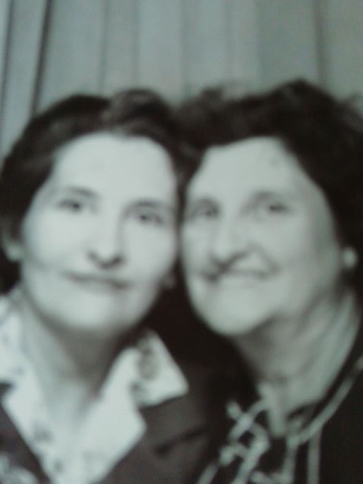 Grand mère et sa fille Andrée